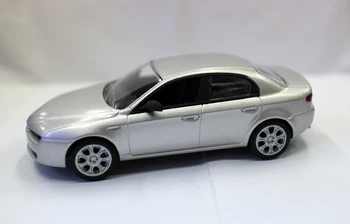 Нов модел играчки автомобили Alfa Remeo 159 в мащаб 1/43, монолитен под налягане, за събиране на подарък