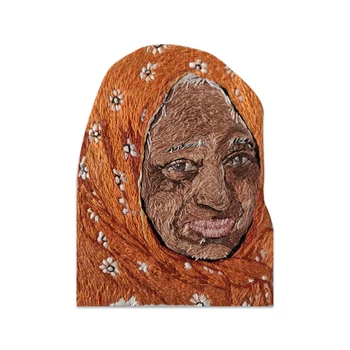 Жена от Индия, 10 см, ленти с бродерии за облекло, Гладящая Старата дама в кафяво забрадка, Художествено Вышитое украса за шиене със собствените си ръце