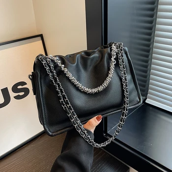 Лятна мода однотонная квадратна чанта с веригата и дръжка, модерен нагънат прости дамска чанта на едно рамо от изкуствена кожа